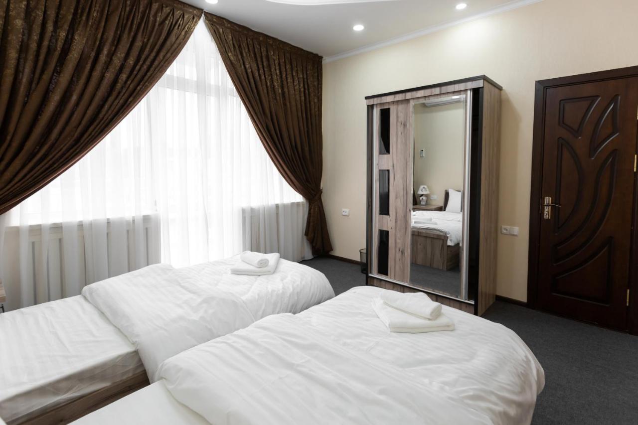 Light Hotel Taskent Exterior foto