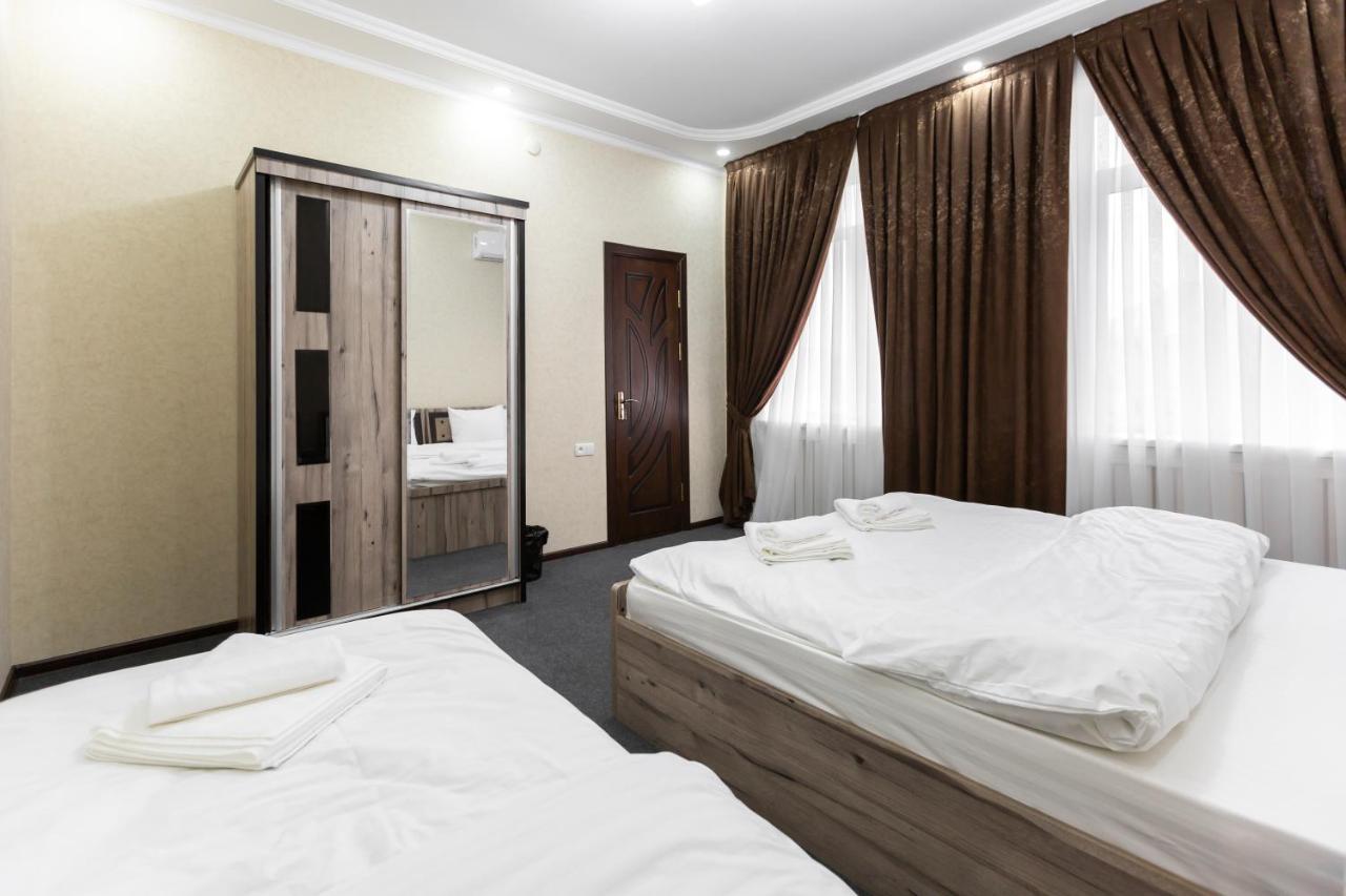 Light Hotel Taskent Exterior foto